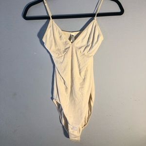 ❄️NWT Cream American Apparel Body Suit❄️